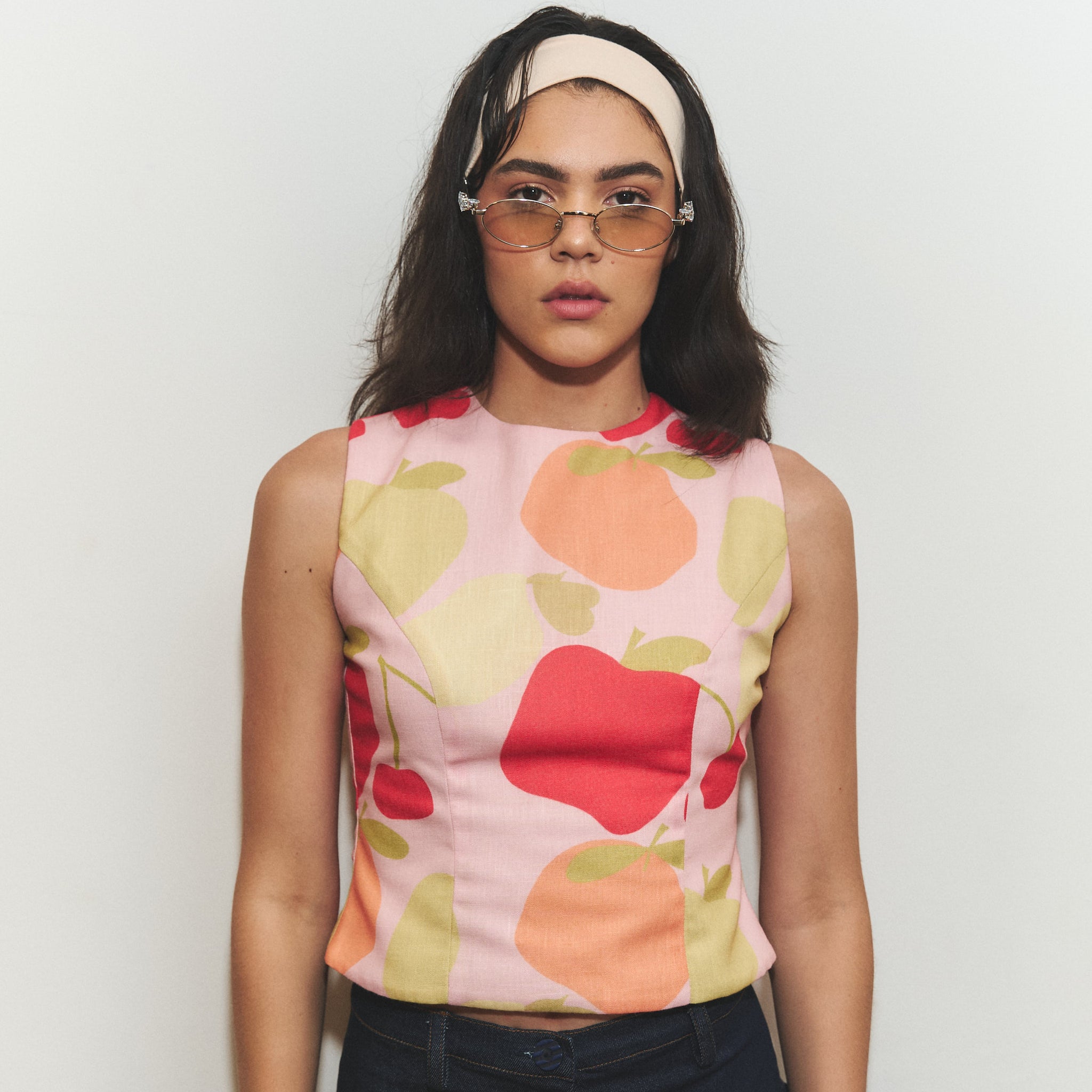 MARKET TIE-BACK TOP