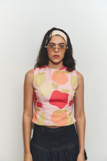 MARKET TIE-BACK TOP