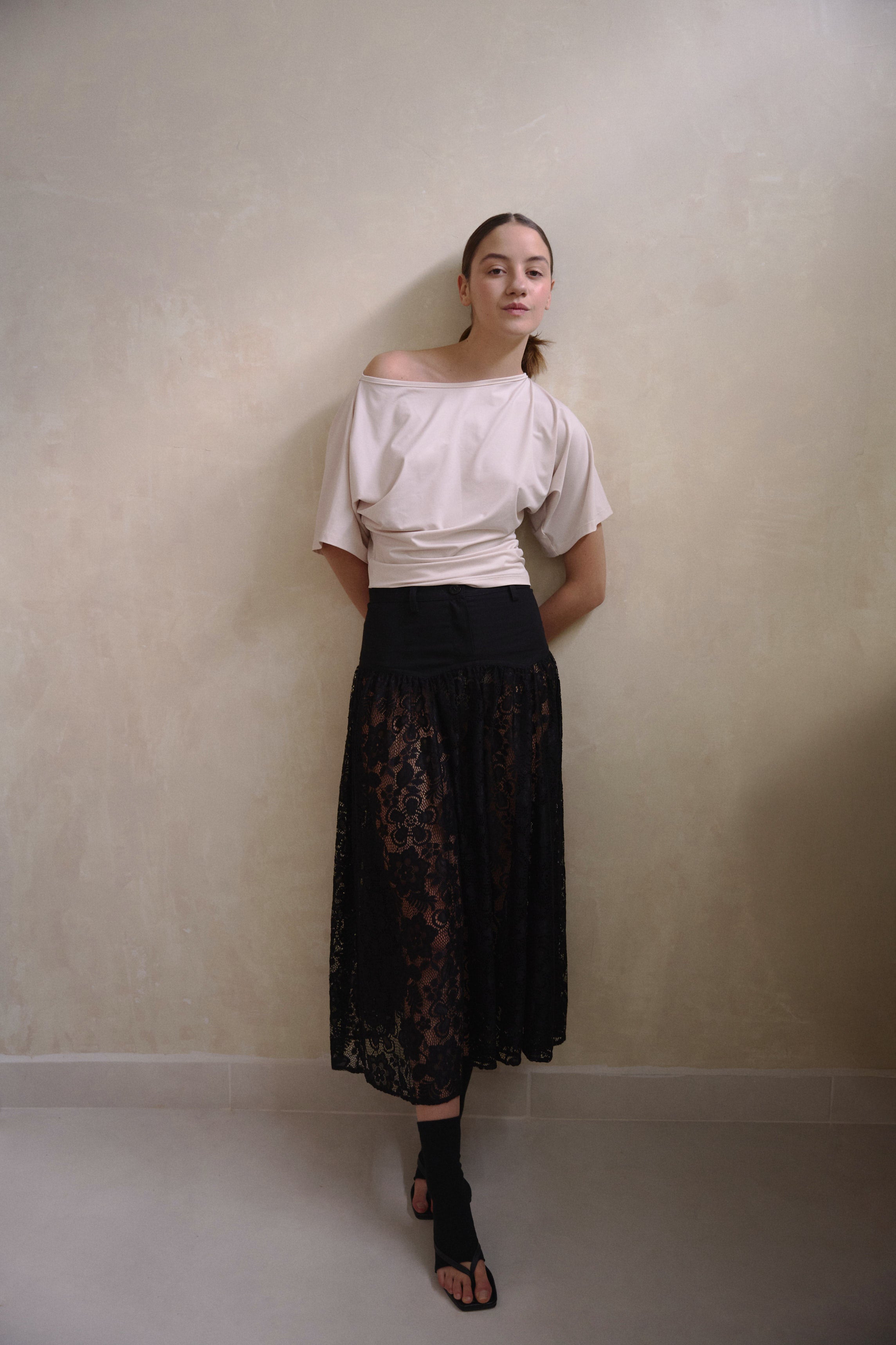 MIDNIGHT LACE SKIRT